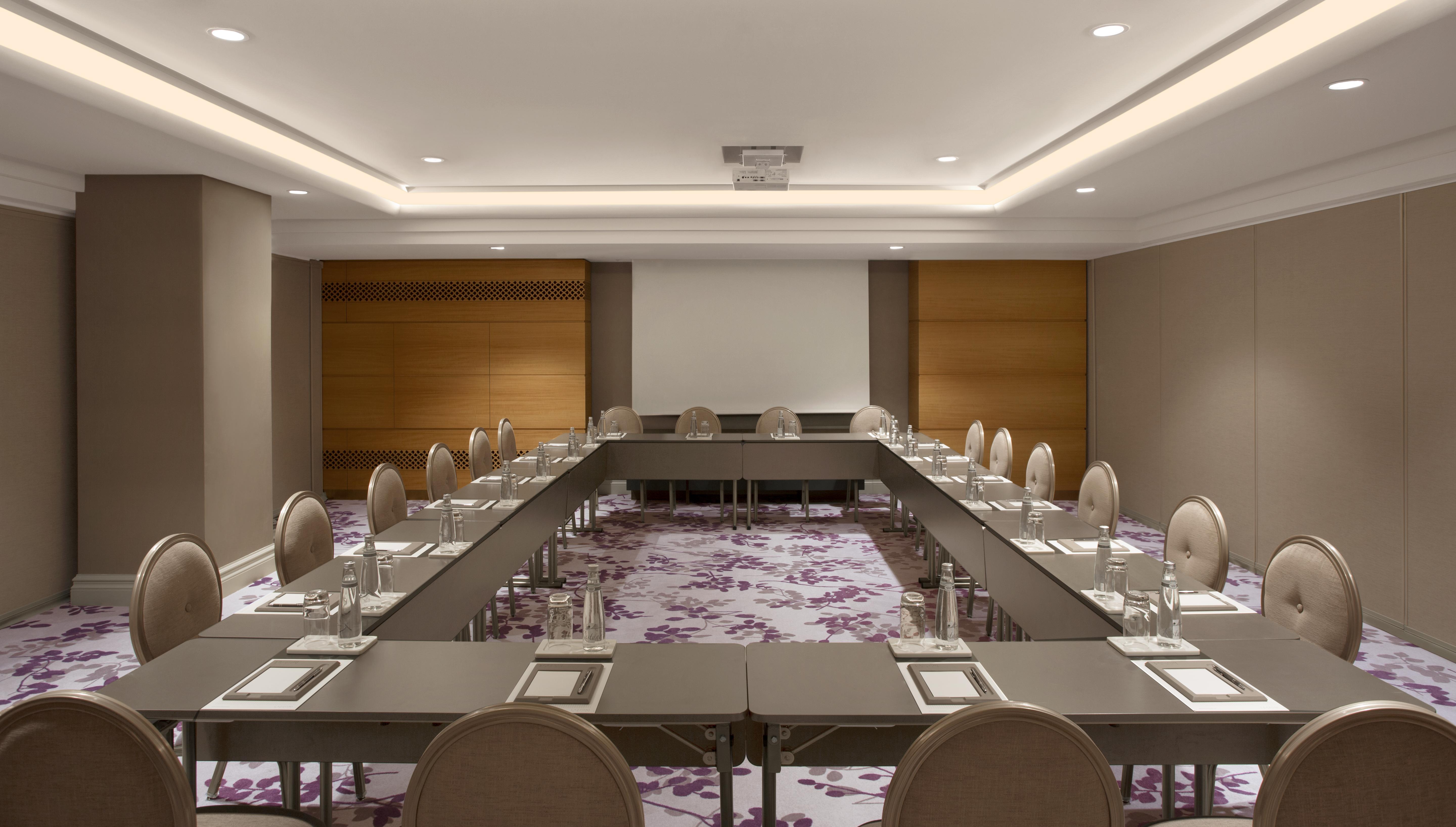 Lazzoni Hotel Istanbul Exterior foto Meeting room