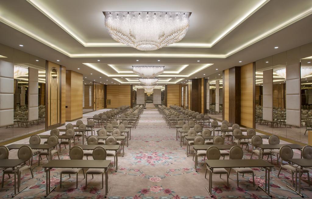 Lazzoni Hotel Istanbul Exterior foto The ballroom